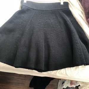 Adorable Black Gap Swing Skirt